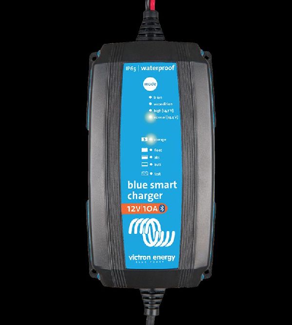 VICTRON - Blue Smart IP65 Charger 24/08 (1) 230V CEE 7/17